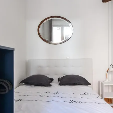 Bright And Charming Two-bedroom Duplex In The Heart Of Old - Welkeys * Lille