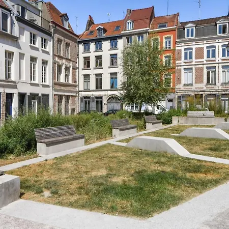 Apartamento Bright And Charming Two-bedroom Duplex In The Heart Of Old - Welkeys